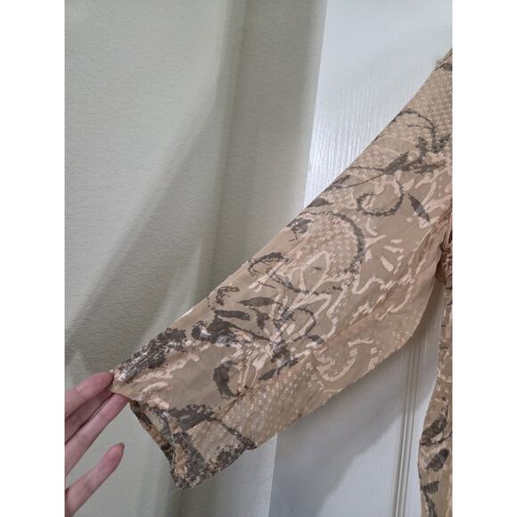 Meadow Rue Anthropologie Champagne Beige Sheer Floral Button Back Shirt, Medium - Picture 5 of 12